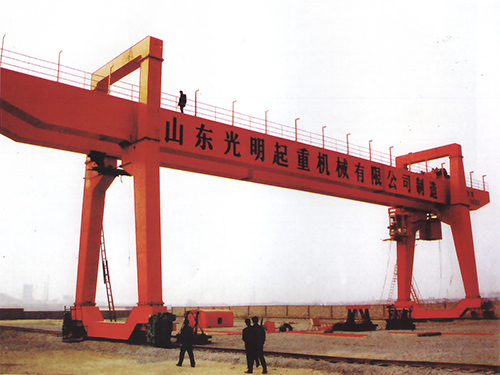 MG雙梁吊鉤門式起重機